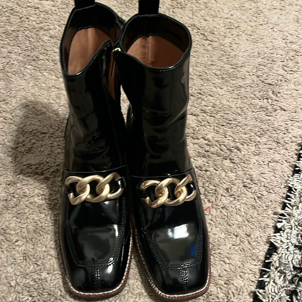 Steve Madden boots